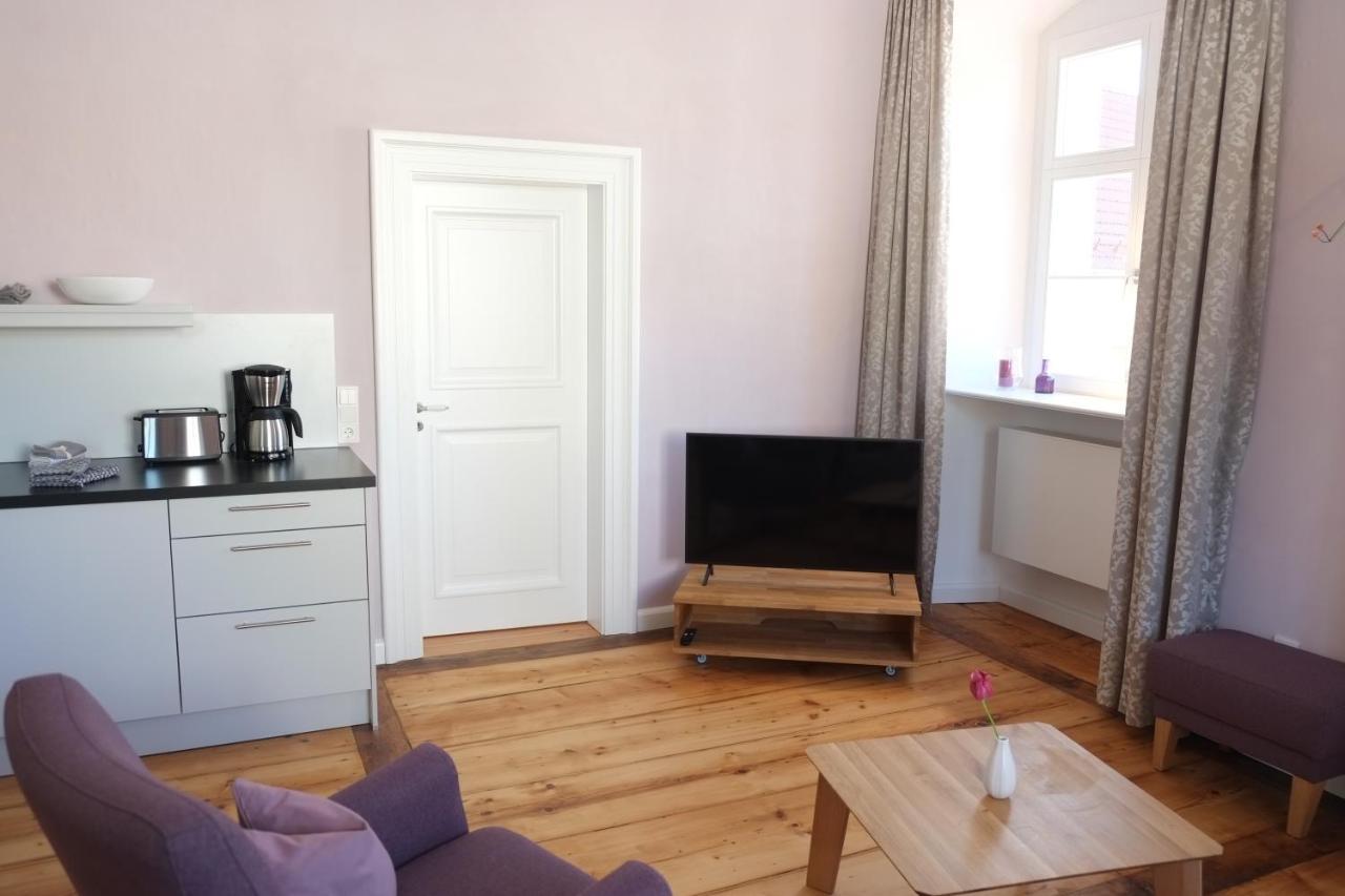 65Qm Wohnung Klosterblick Im Historischen Pfarrhaus Pielenhofen Luaran gambar