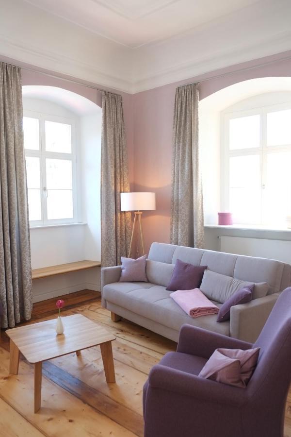 65Qm Wohnung Klosterblick Im Historischen Pfarrhaus Pielenhofen Luaran gambar