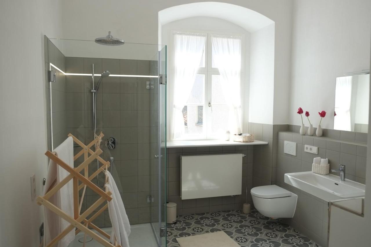 65Qm Wohnung Klosterblick Im Historischen Pfarrhaus Pielenhofen Luaran gambar