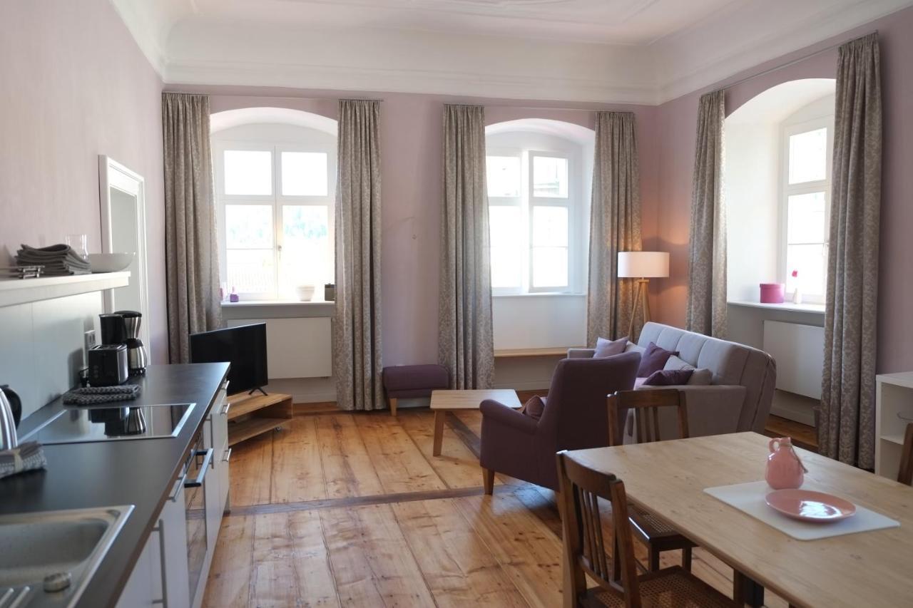 65Qm Wohnung Klosterblick Im Historischen Pfarrhaus Pielenhofen Luaran gambar